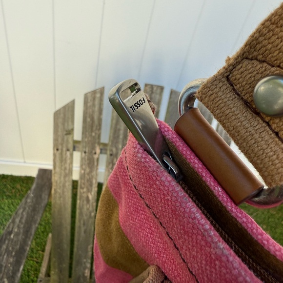 Fossil‎ Shay Canvas Crossbody Pink Yellow Handbag Flap Closure Pocket Bag NWOT W - Picture 6 of 9